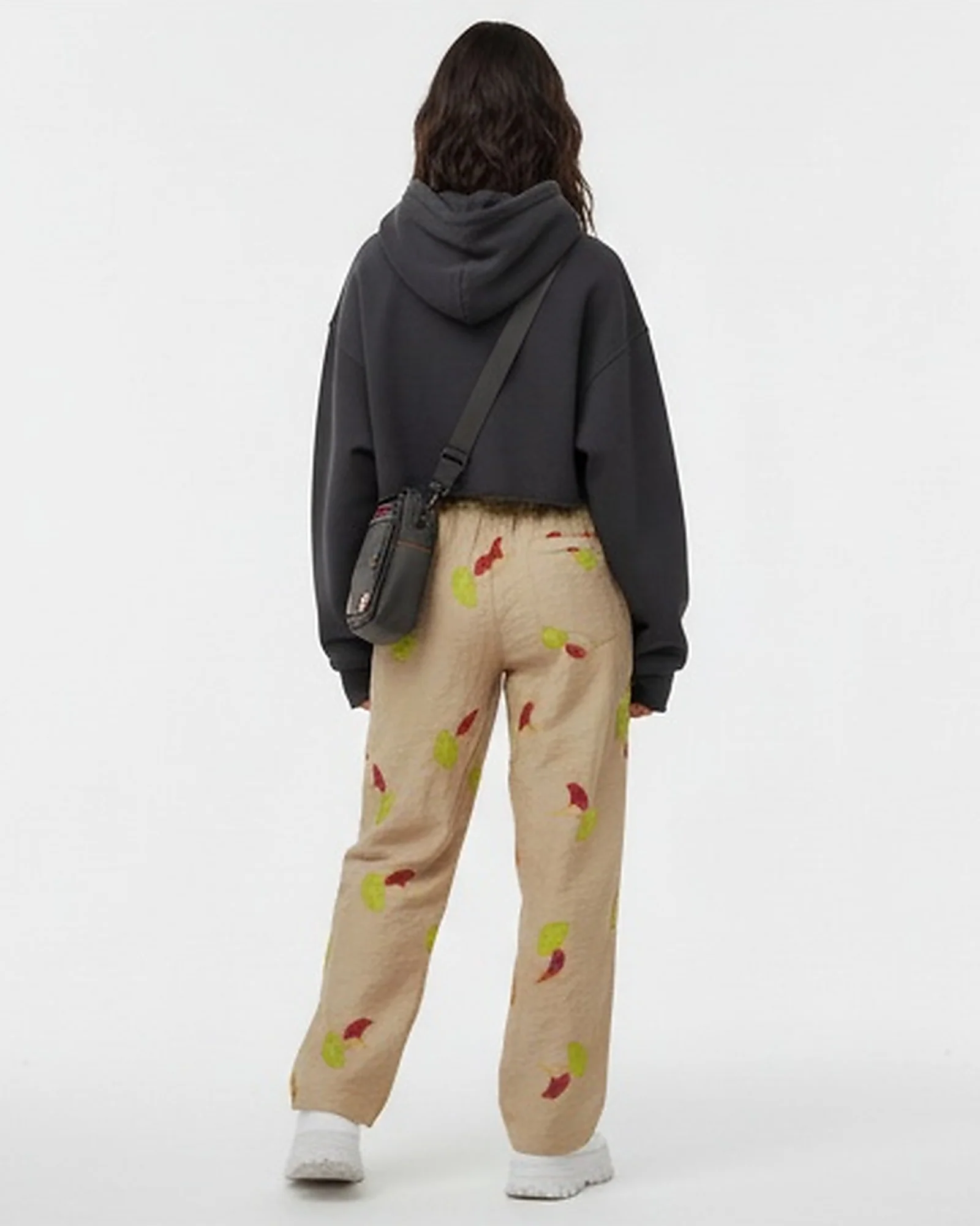 Beige Botanical Print Textured Relaxed Trousers - R217026 - Image 4